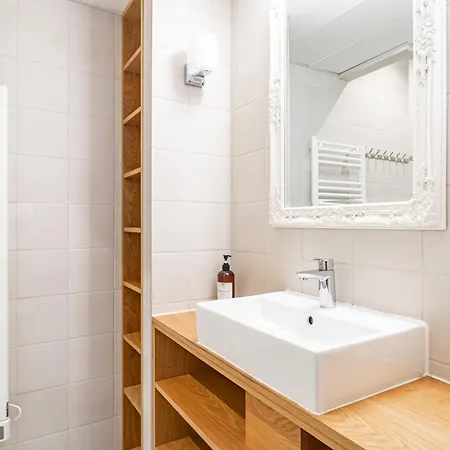 דירה Superbe Duplex En Hypercentre Avec Rooftop Et Climatisation