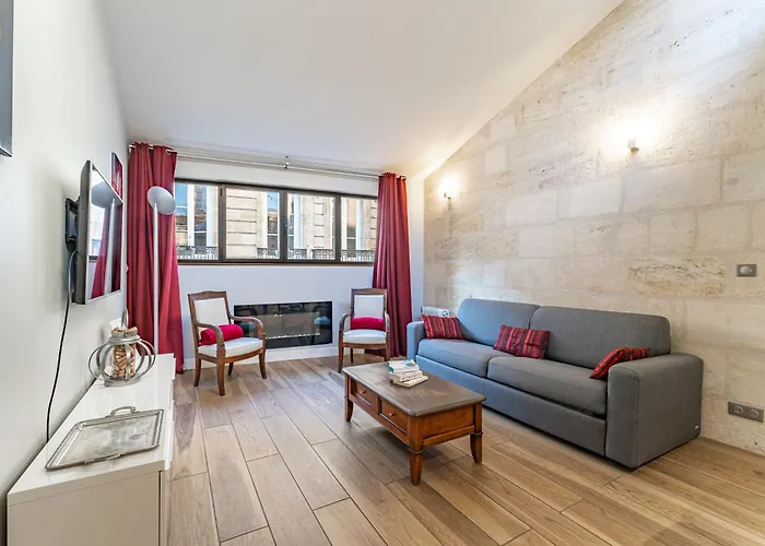 Superbe Duplex En Hypercentre Avec Rooftop Et Climatisation *